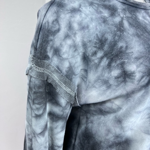 Pol Cropped Tie Dyed Sweater Size Large - Picture 3 of 8